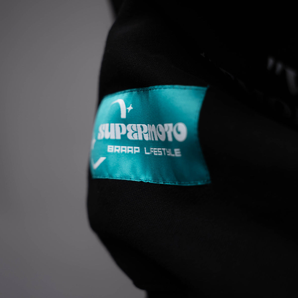 EWK Signature | Hoodie (PRE-SALE)